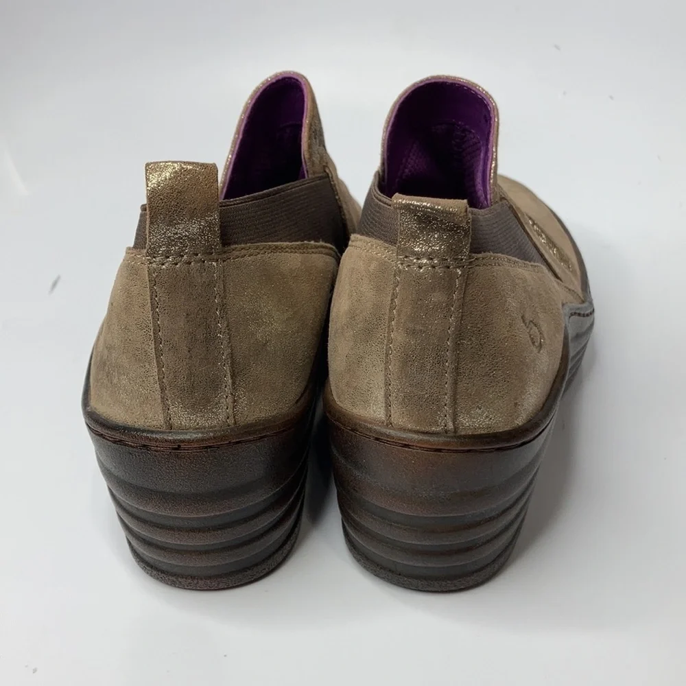 Bionica wedge shoes